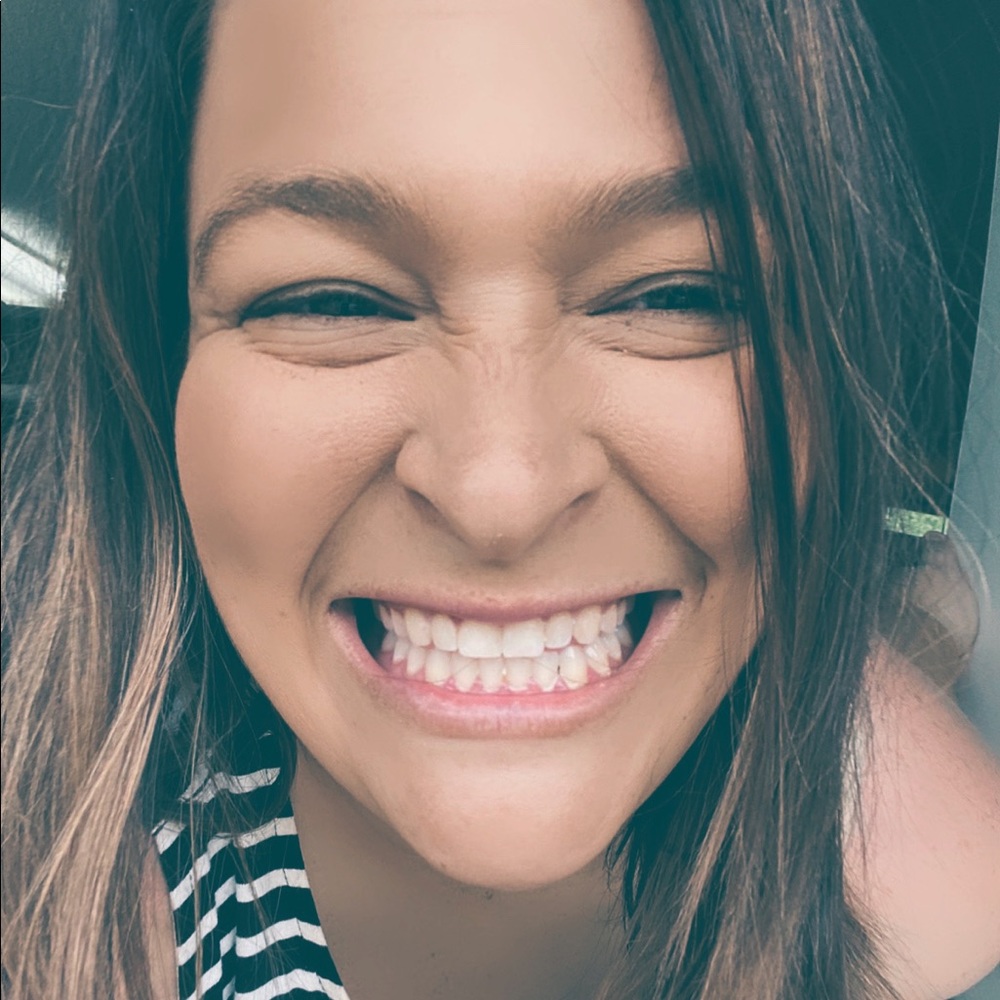Meet your Posher, Saragrace